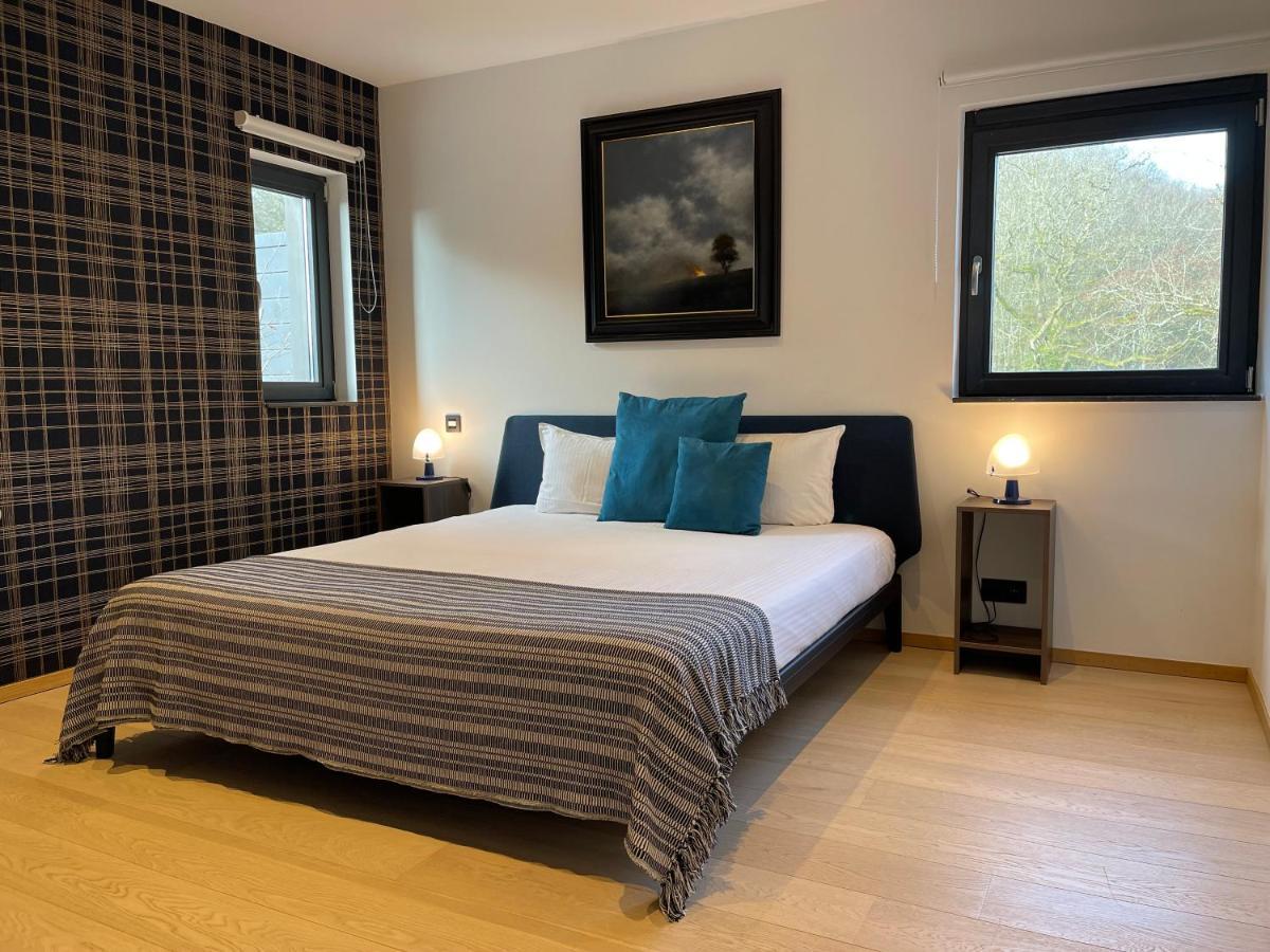 Chambres D'Hotes Les Grisons Houyet Екстериор снимка